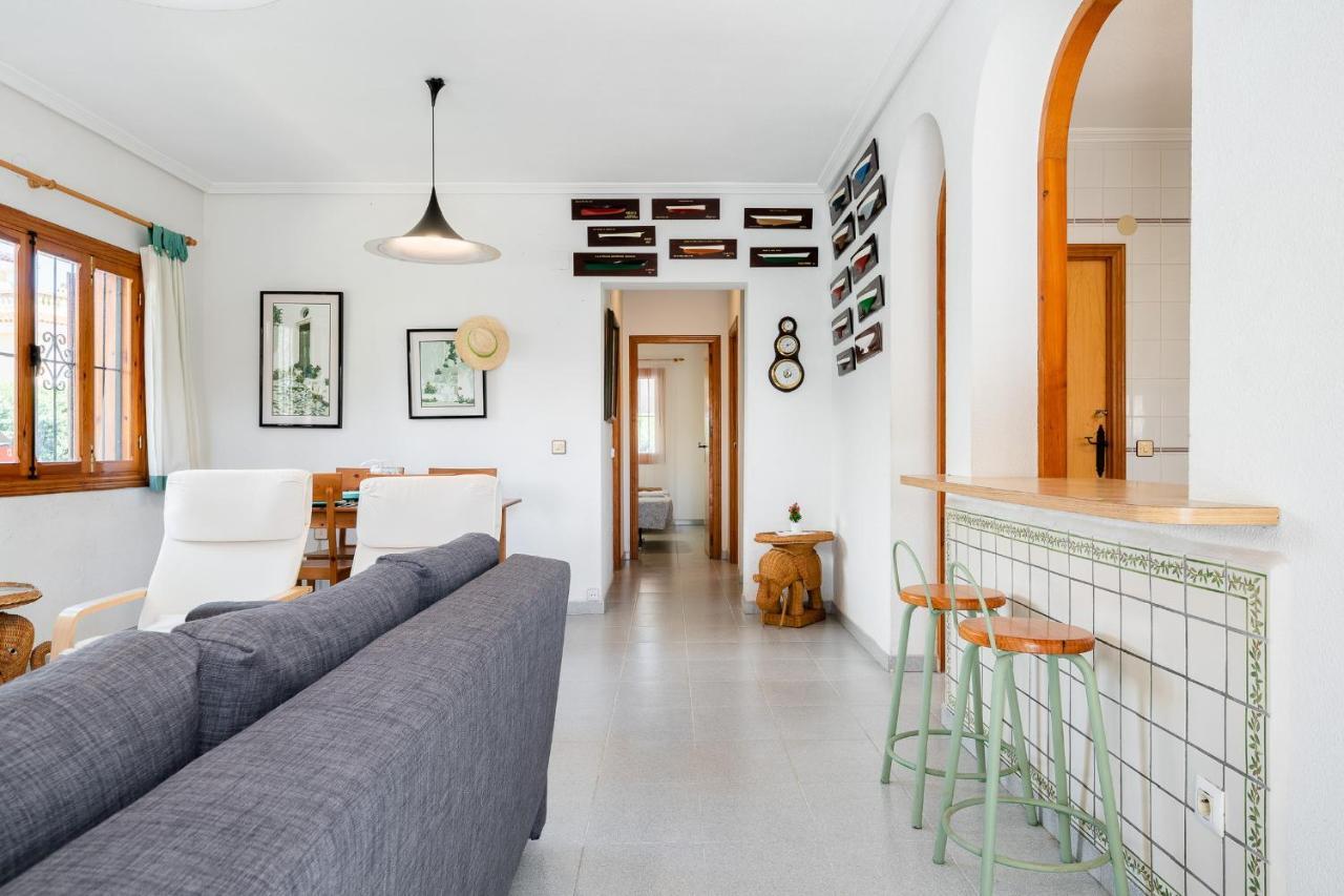 אוריהואלה Chalet Mayor Zenia Beach מראה חיצוני תמונה