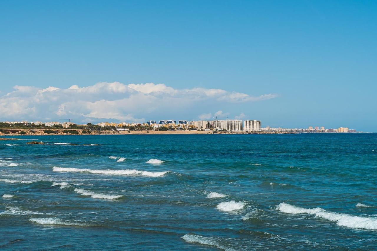 אוריהואלה Chalet Mayor Zenia Beach מראה חיצוני תמונה