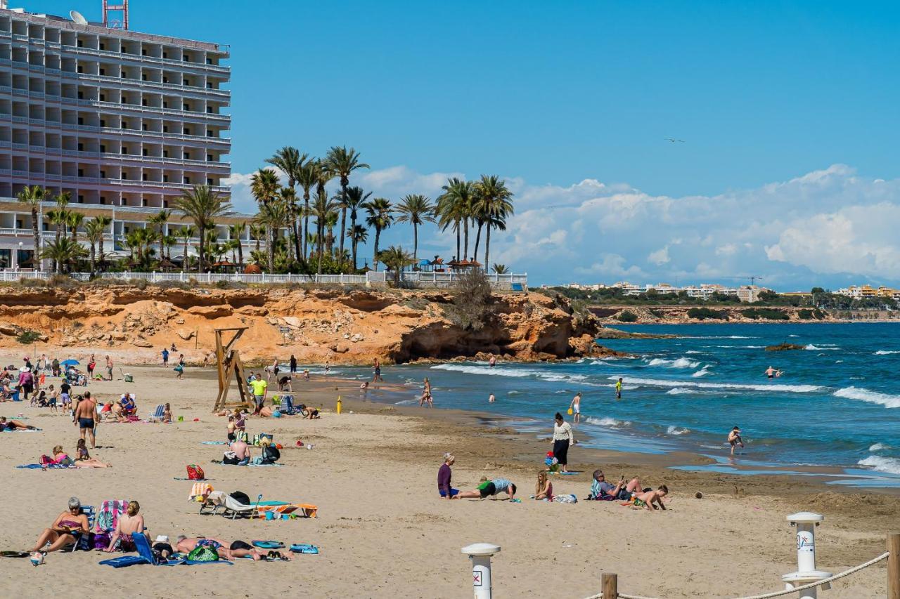 אוריהואלה Chalet Mayor Zenia Beach מראה חיצוני תמונה