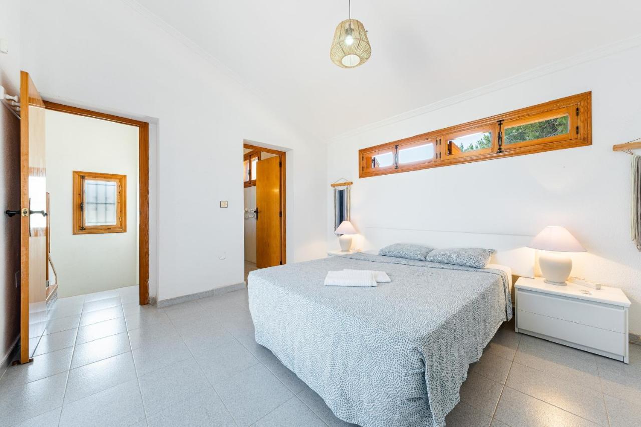 אוריהואלה Chalet Mayor Zenia Beach מראה חיצוני תמונה