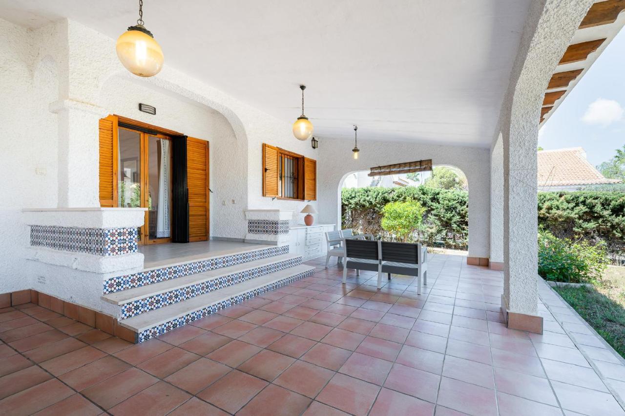 אוריהואלה Chalet Mayor Zenia Beach מראה חיצוני תמונה