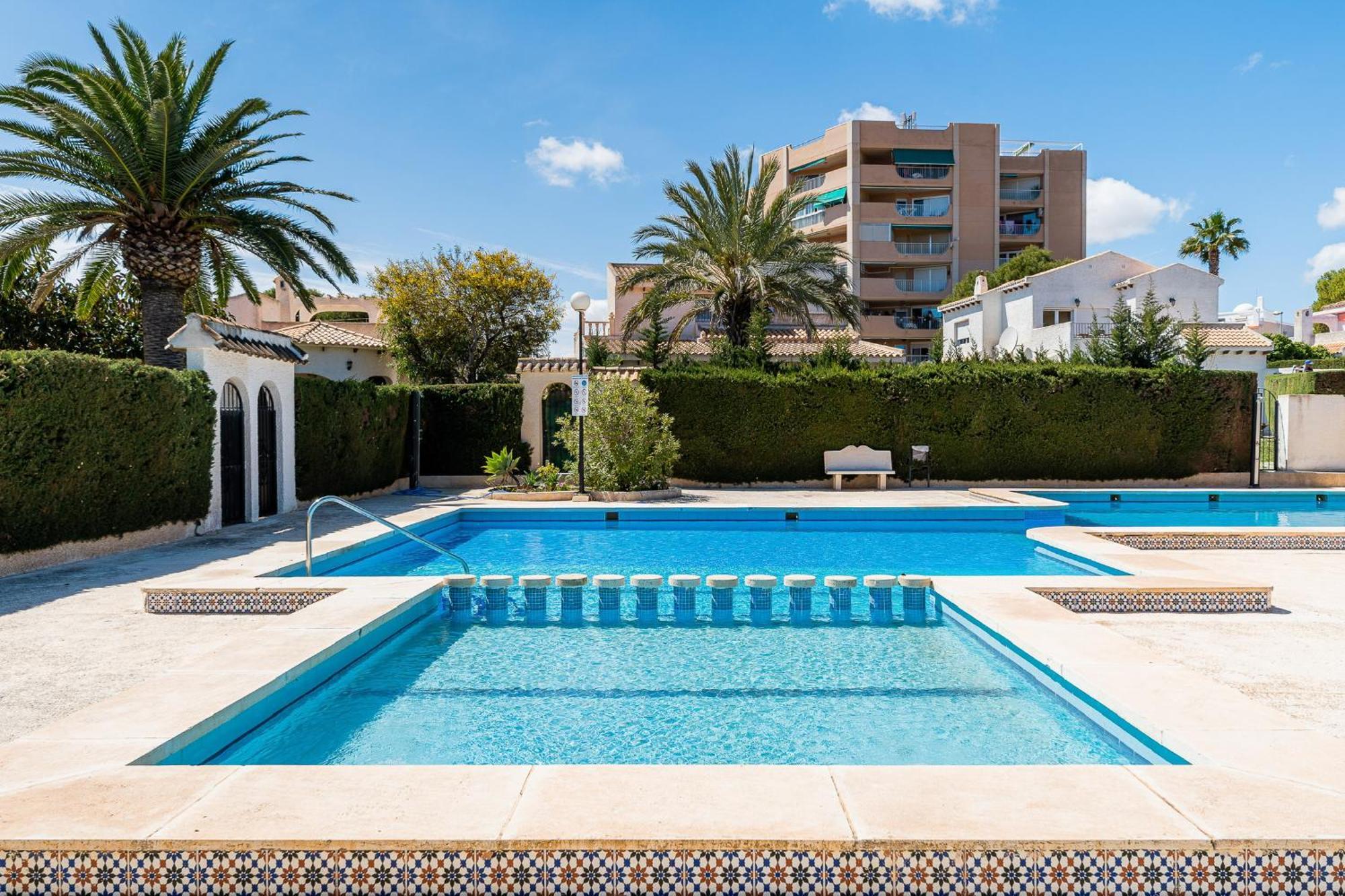 אוריהואלה Chalet Mayor Zenia Beach מראה חיצוני תמונה