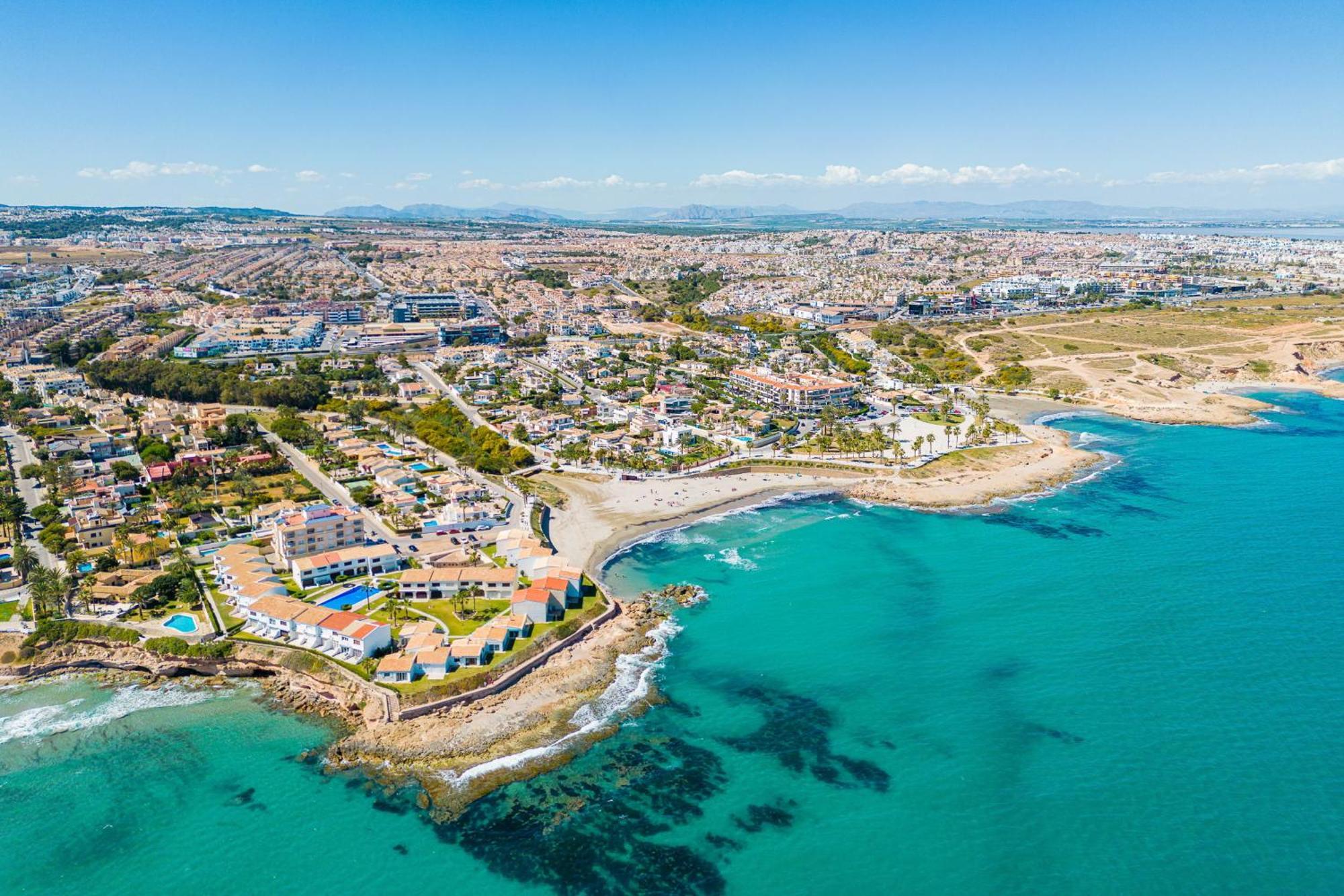 אוריהואלה Chalet Mayor Zenia Beach מראה חיצוני תמונה